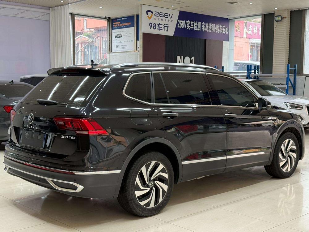Volkswagen Tiguan L