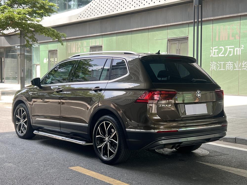 Volkswagen Tiguan L