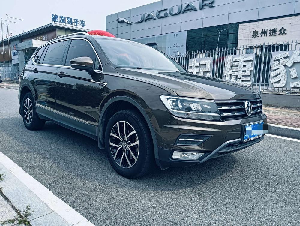 Volkswagen Tiguan L