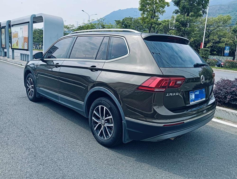 Volkswagen Tiguan L