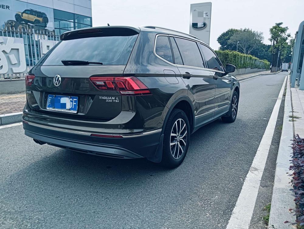 Volkswagen Tiguan L