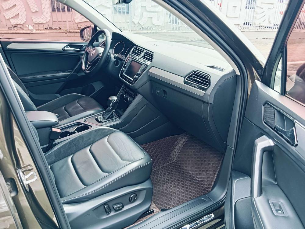 Volkswagen Tiguan L