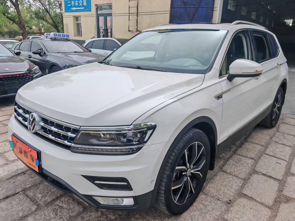 Volkswagen Tiguan L