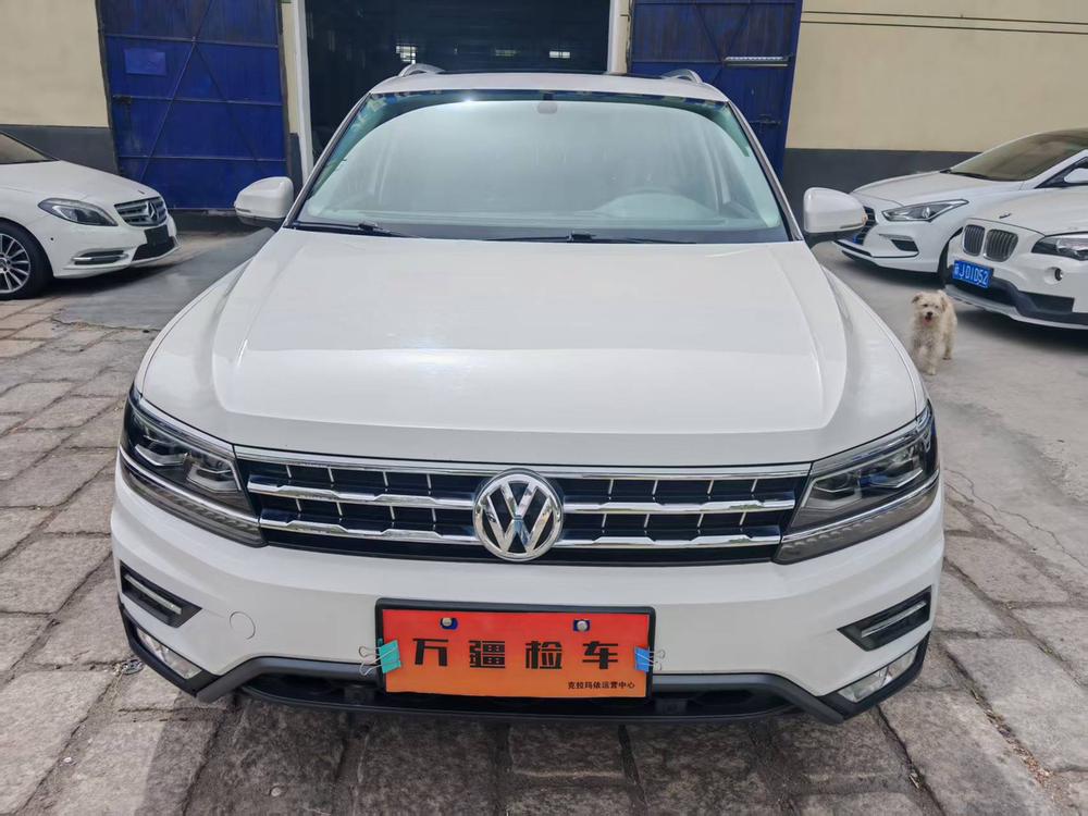 Volkswagen Tiguan L