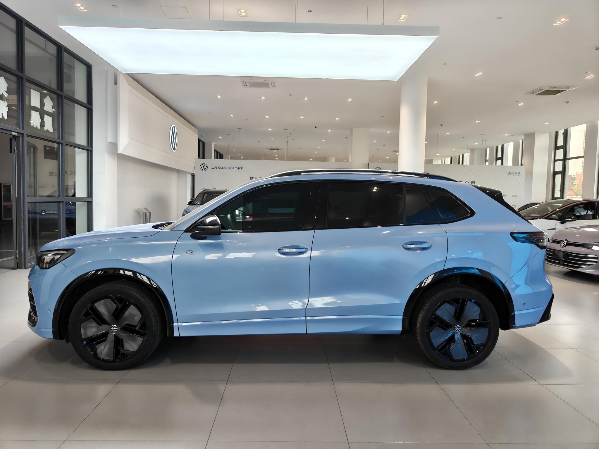 Volkswagen Tiguan L