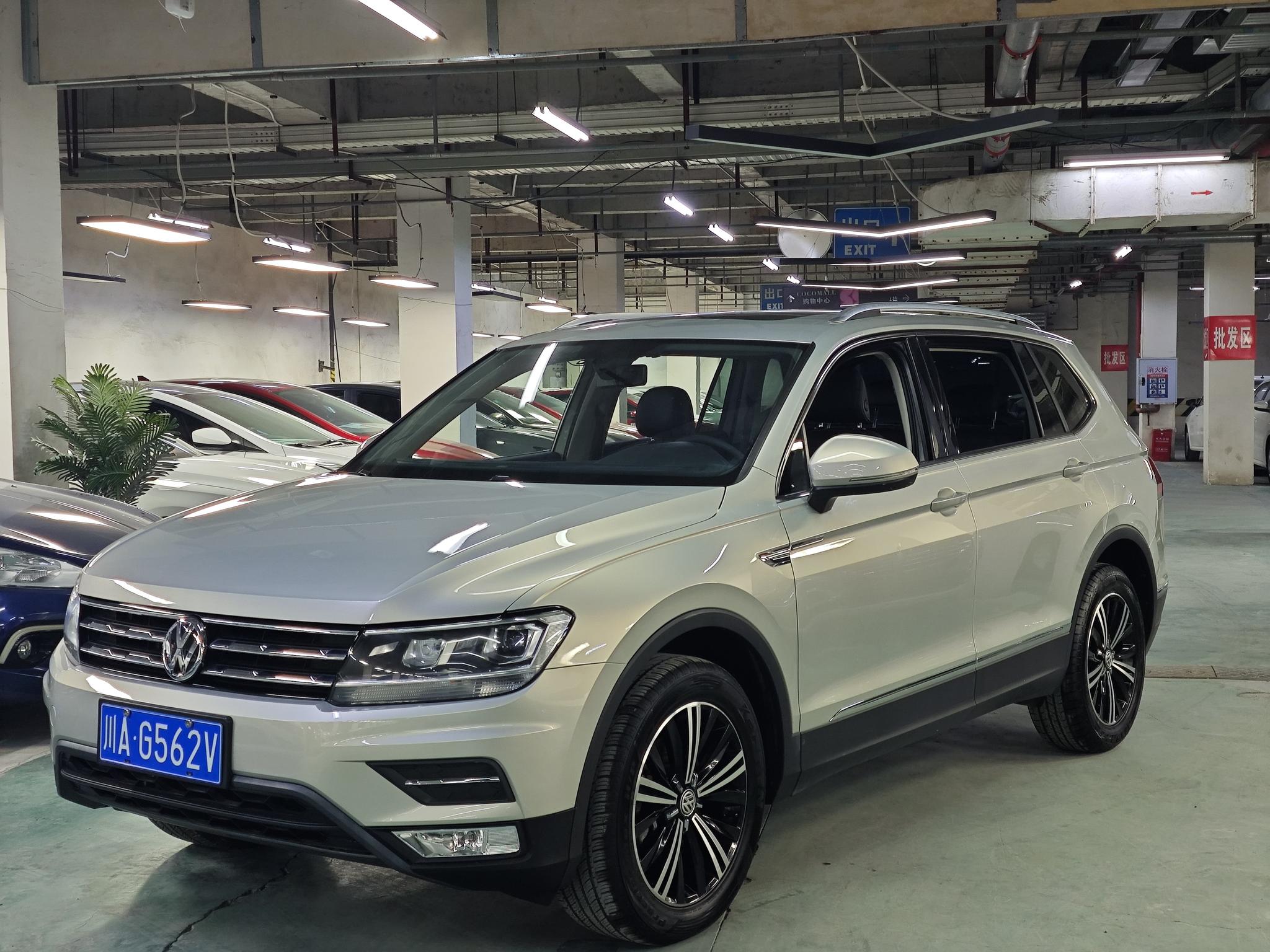 Volkswagen Tiguan L