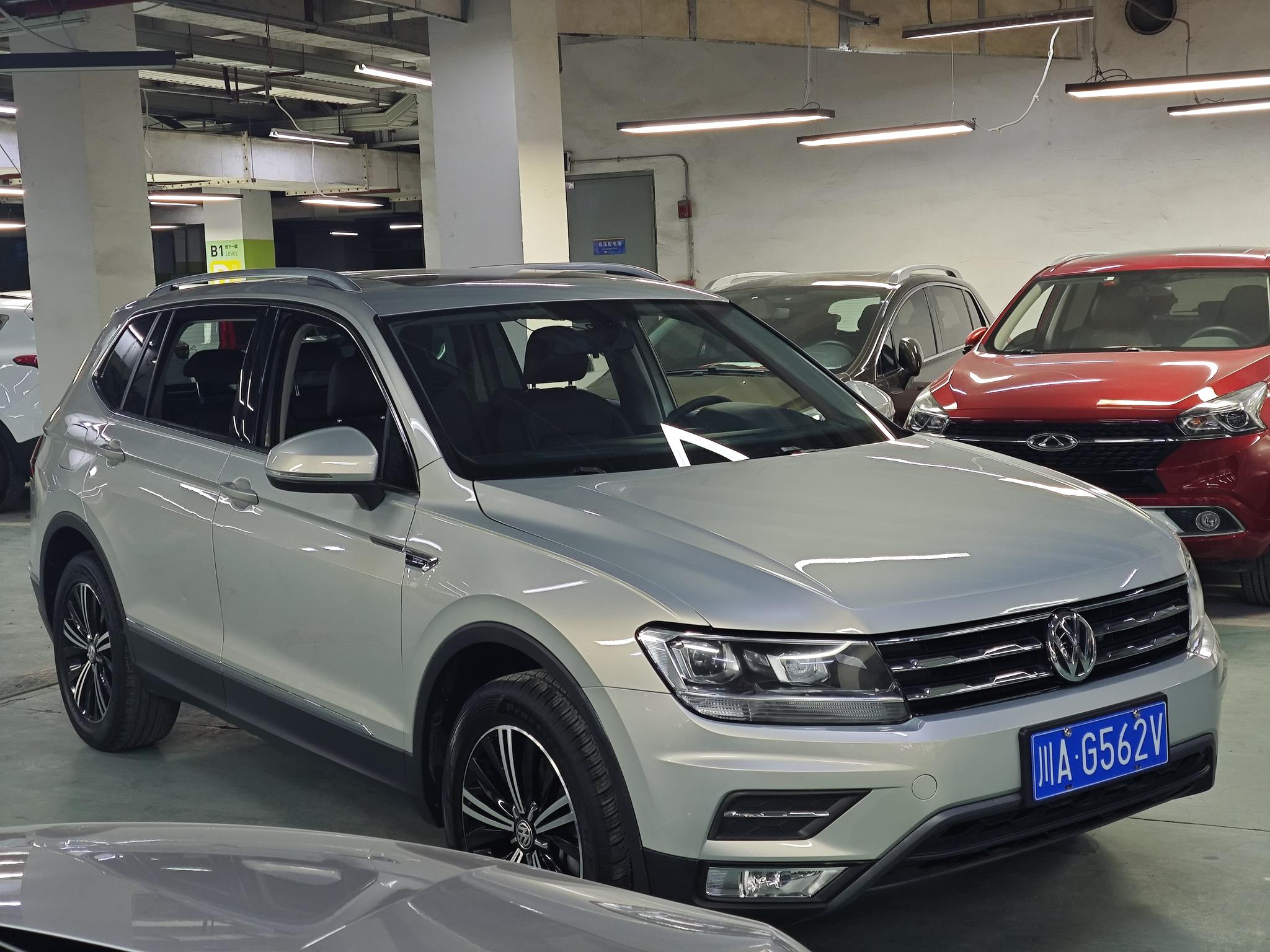 Volkswagen Tiguan L