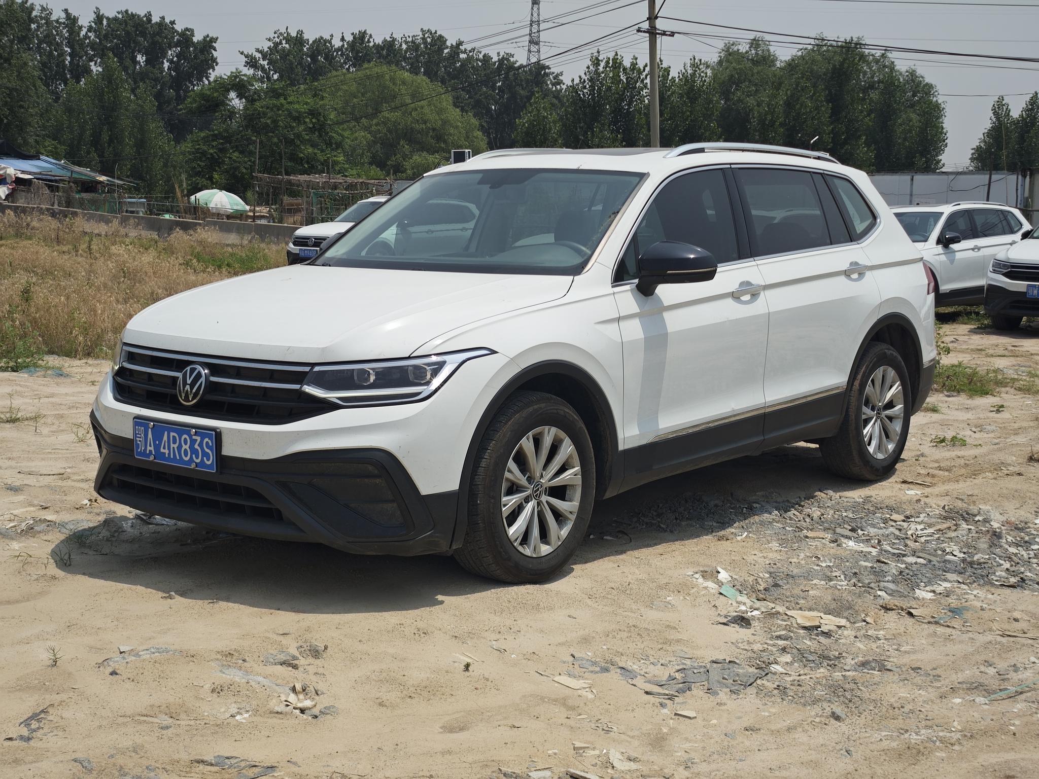 Volkswagen Tiguan L