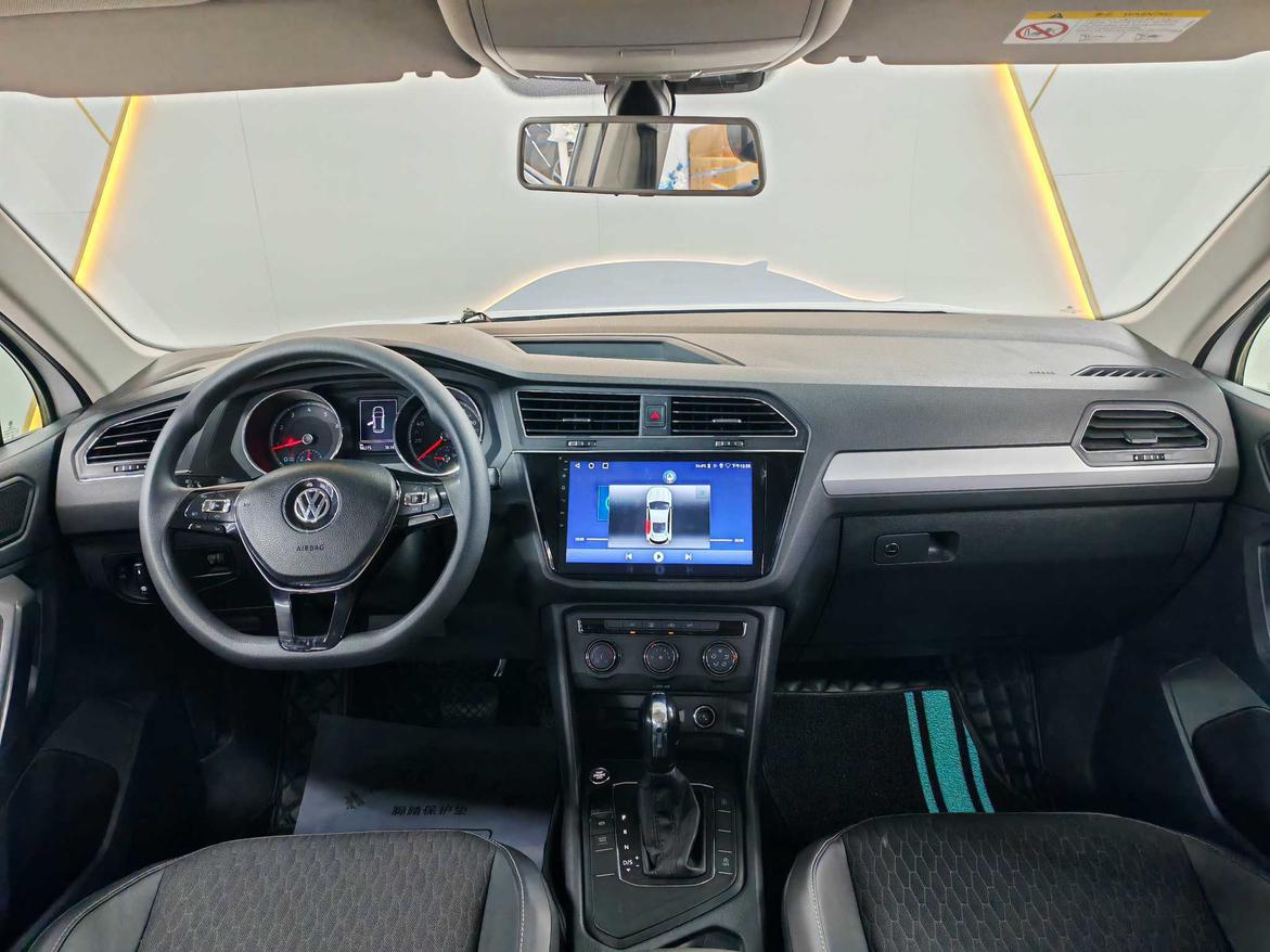 Volkswagen Tiguan L