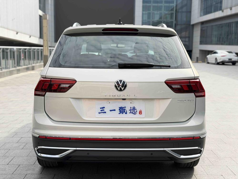 Volkswagen Tiguan L