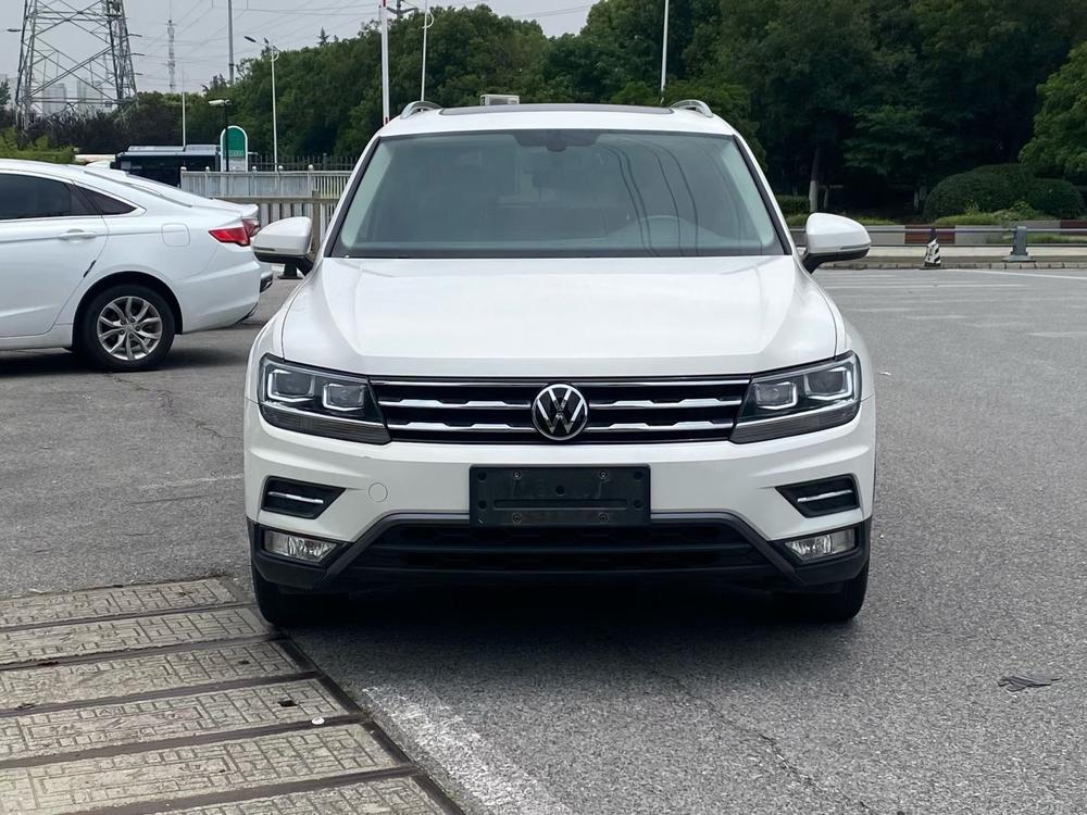 Volkswagen Tiguan L