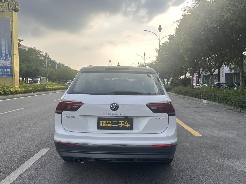 Volkswagen Tiguan L