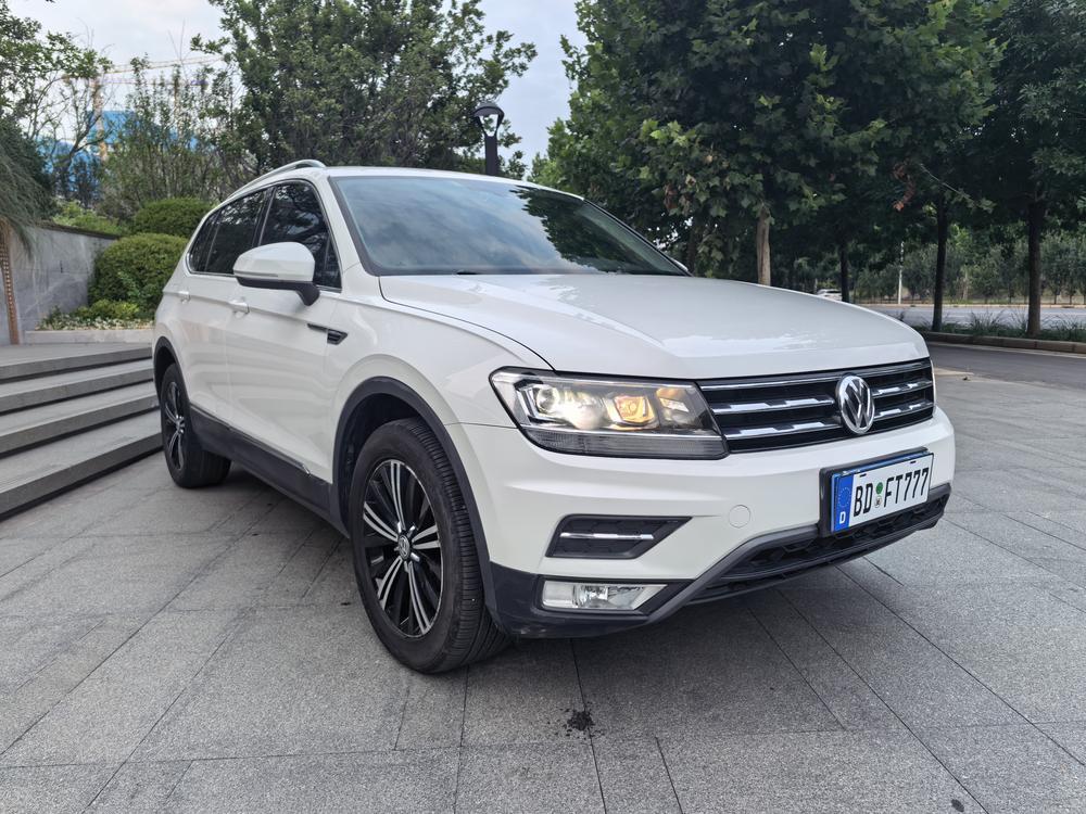 Volkswagen Tiguan L