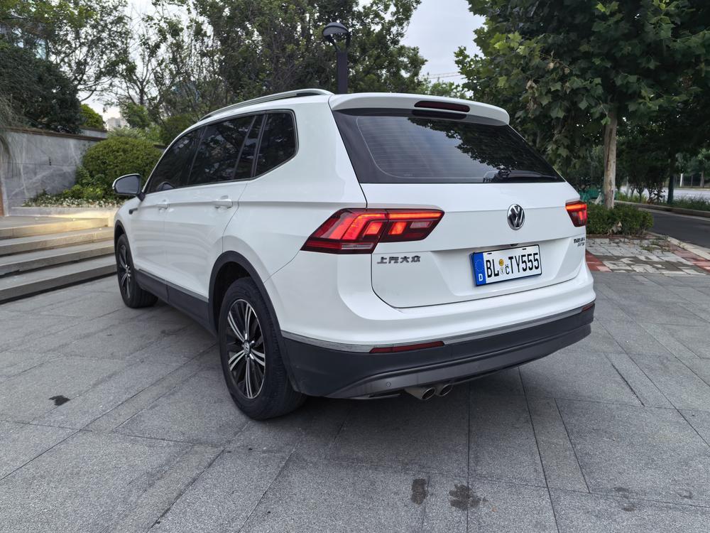 Volkswagen Tiguan L