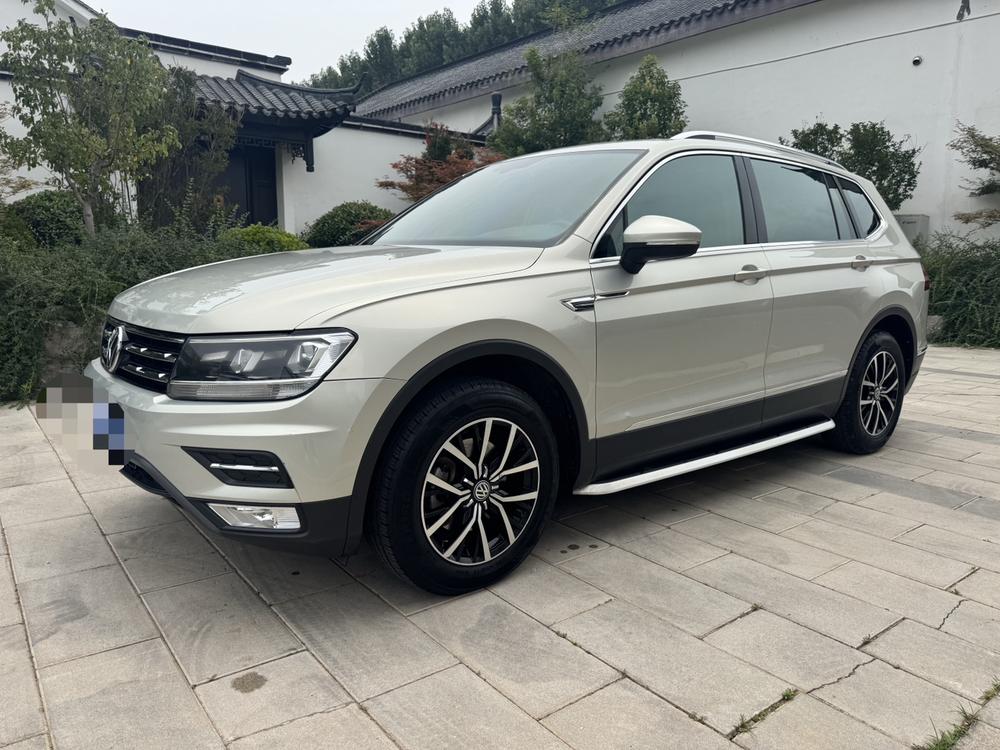Volkswagen Tiguan L