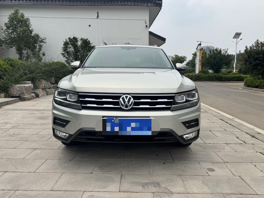 Volkswagen Tiguan L