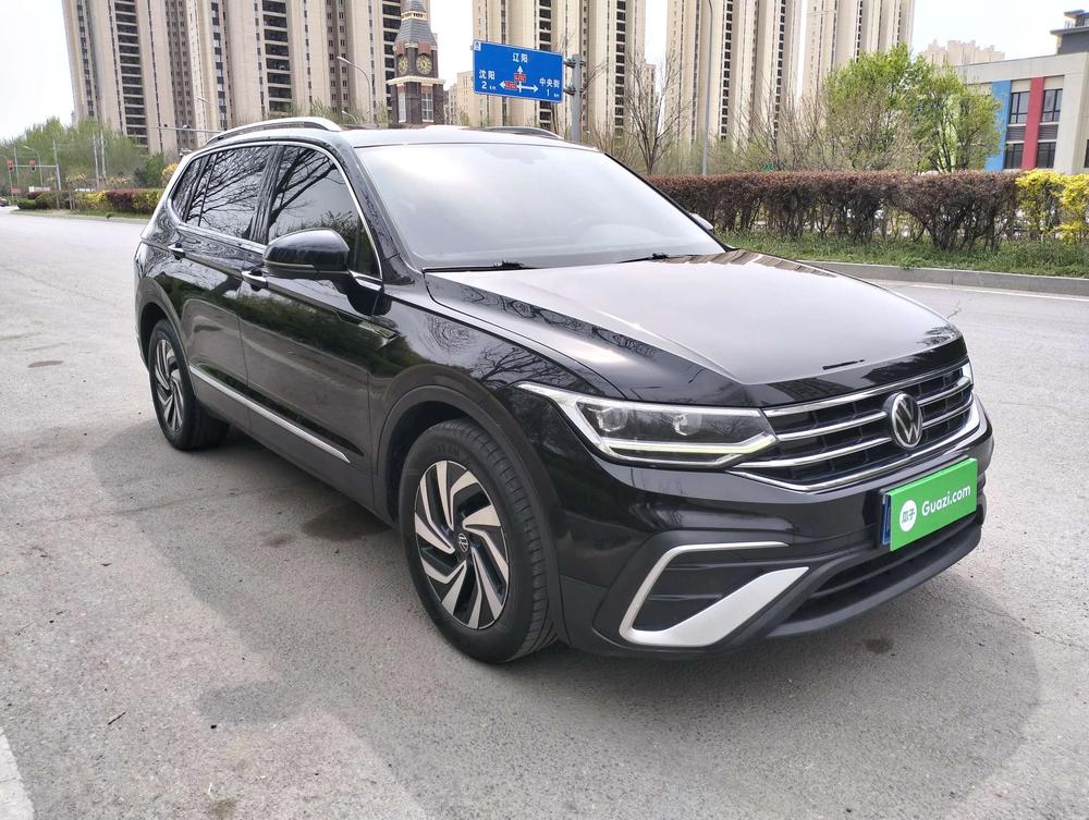 Volkswagen Tiguan L