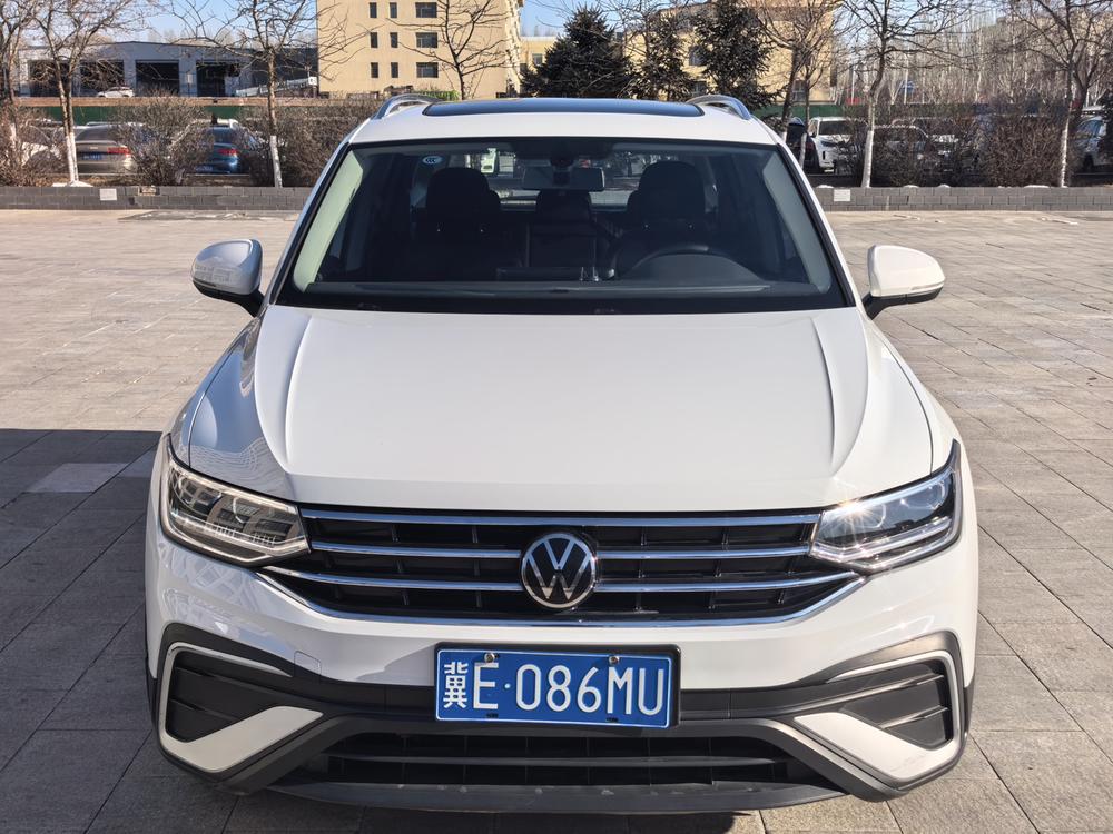 Volkswagen Tiguan L