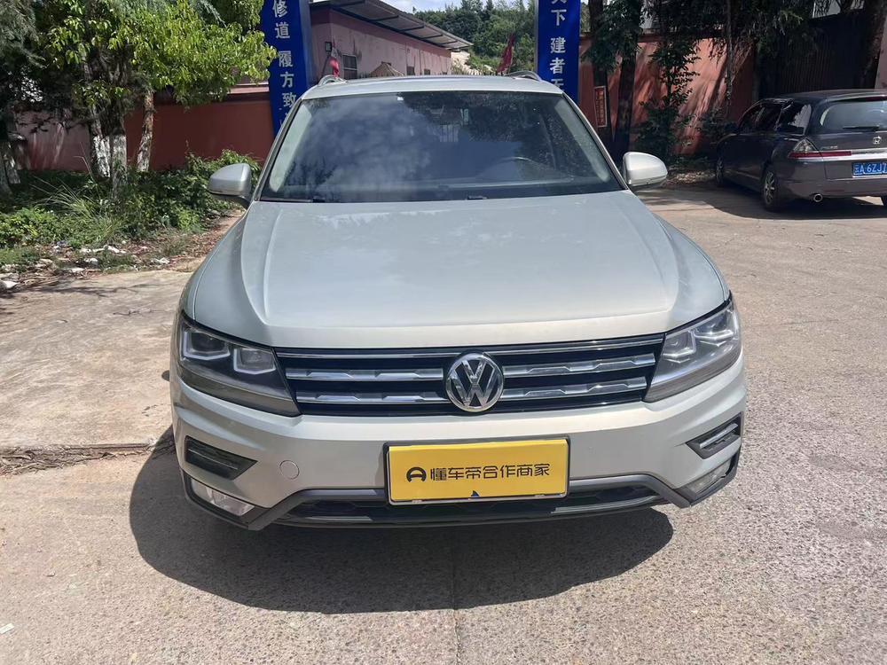 Volkswagen Tiguan L