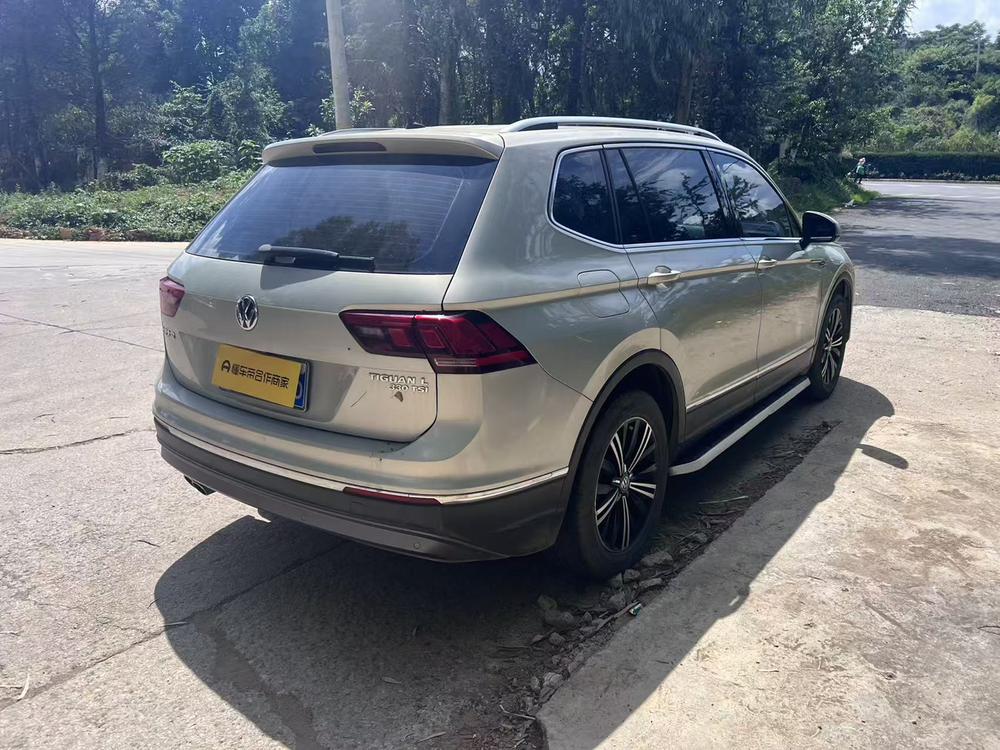 Volkswagen Tiguan L
