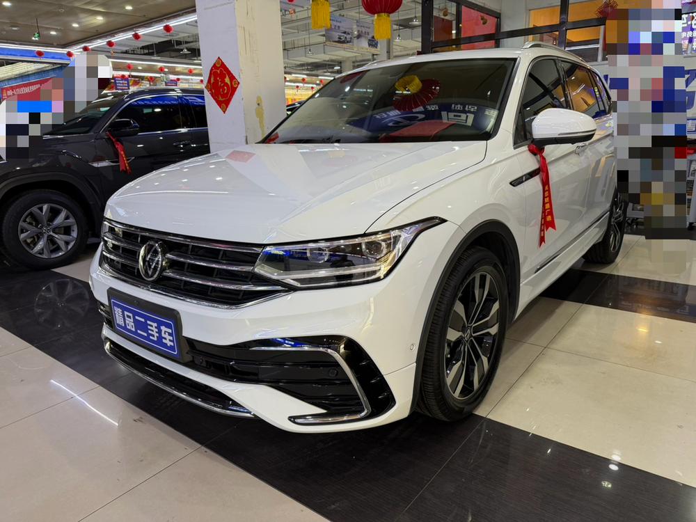Volkswagen Tiguan L