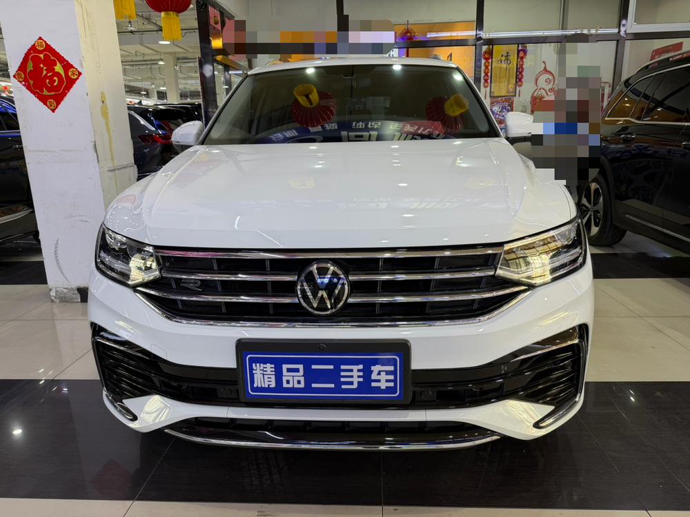 Volkswagen Tiguan L