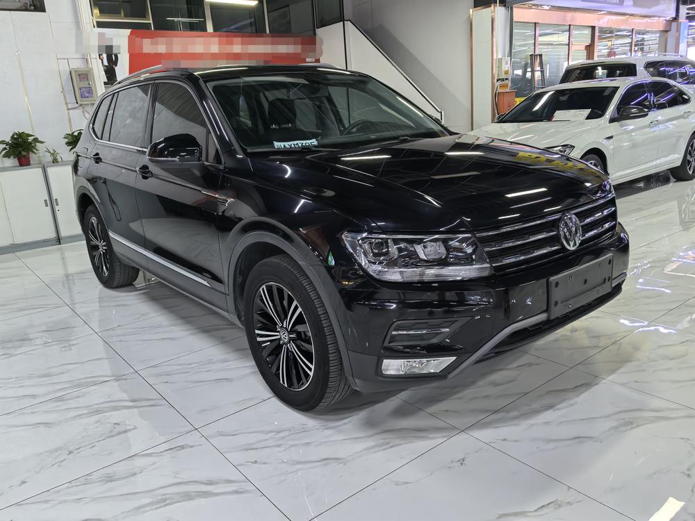 Volkswagen Tiguan L