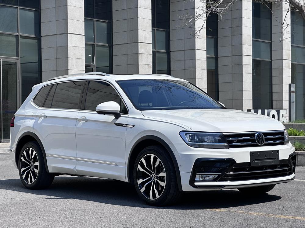 Volkswagen Tiguan L