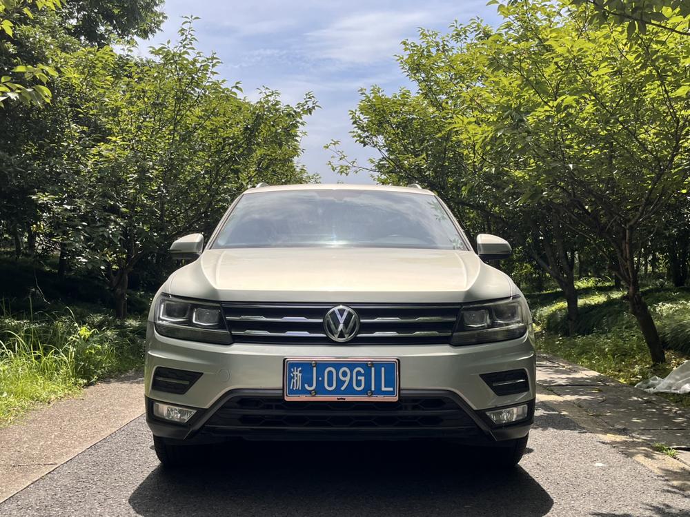 Volkswagen Tiguan L