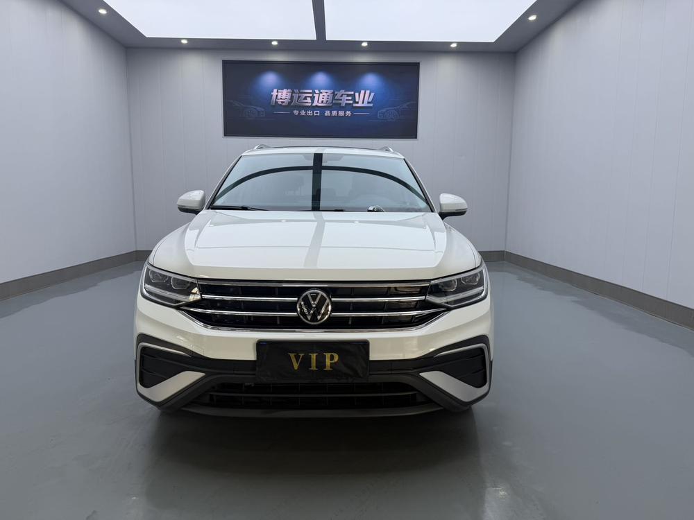 Volkswagen Tiguan L