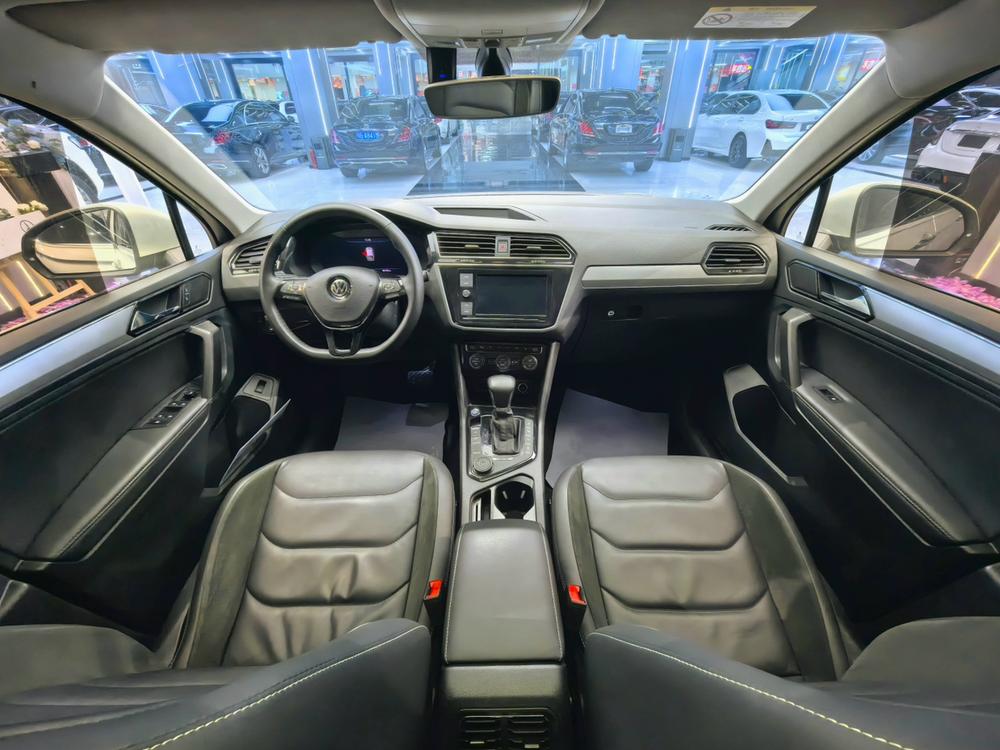 Volkswagen Tiguan L