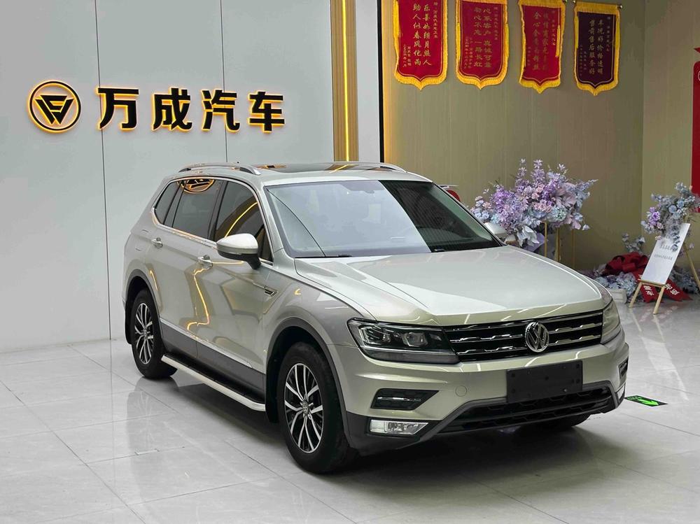 Volkswagen Tiguan L