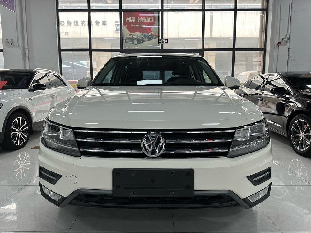 Volkswagen Tiguan L