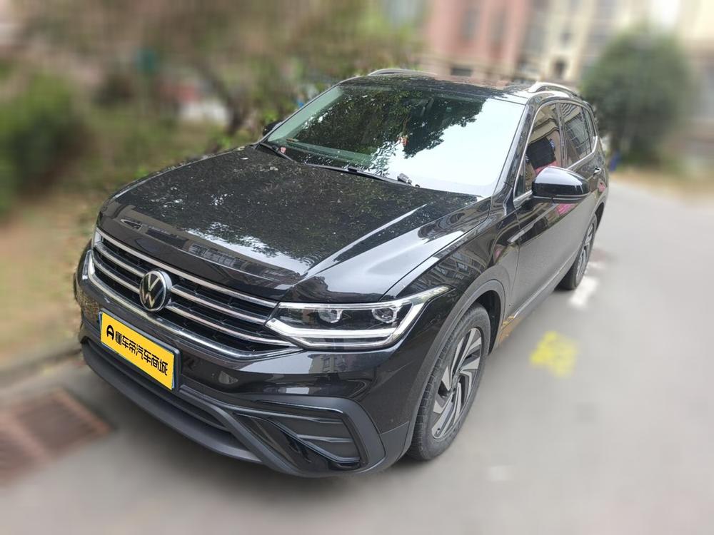 Volkswagen Tiguan L