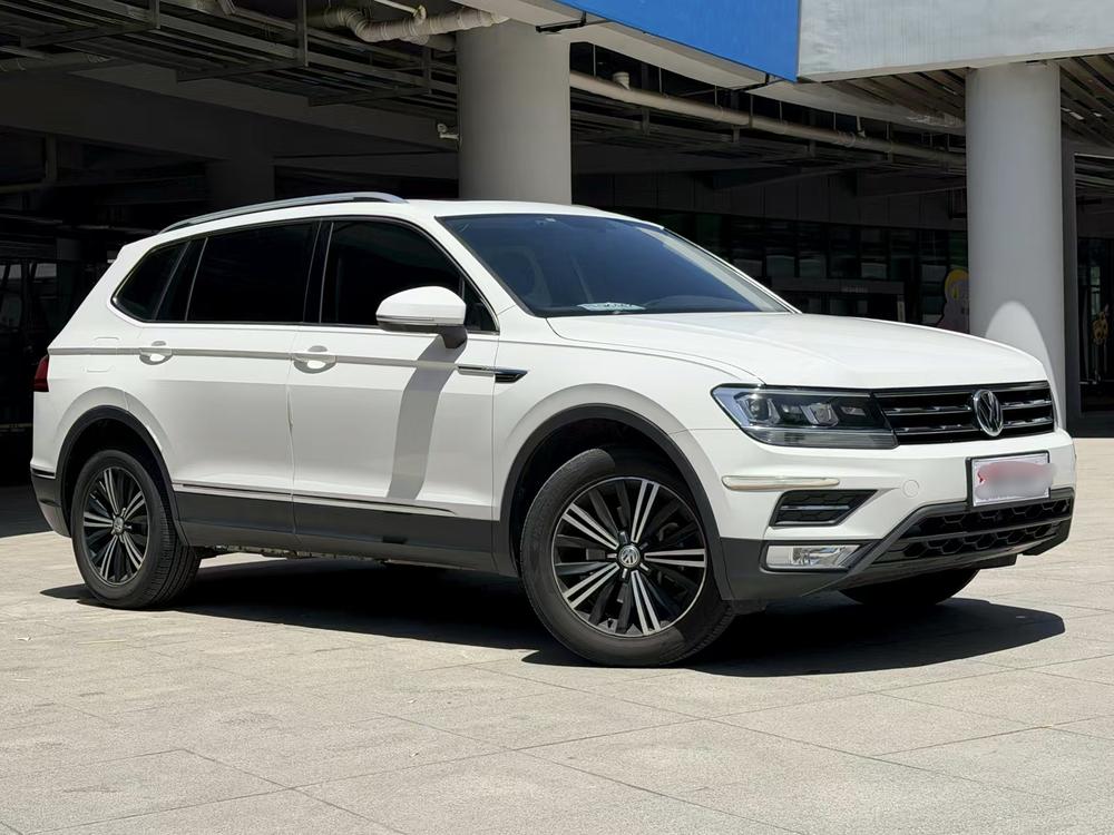 Volkswagen Tiguan L