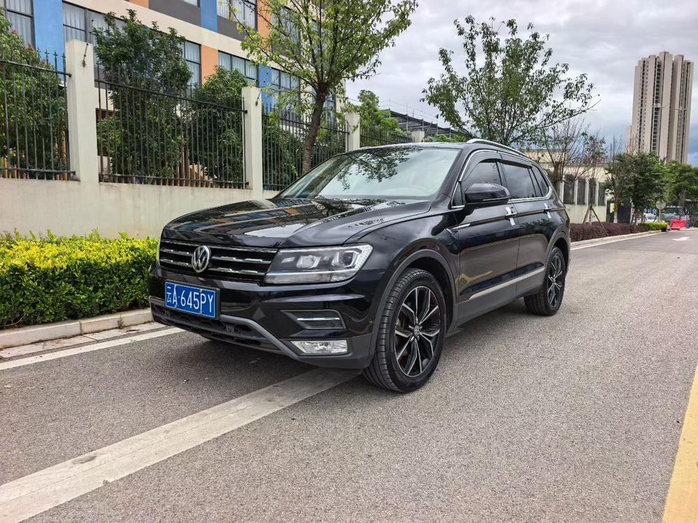 Volkswagen Tiguan L