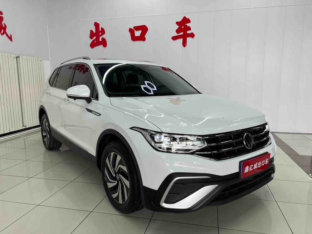 Volkswagen Tiguan L