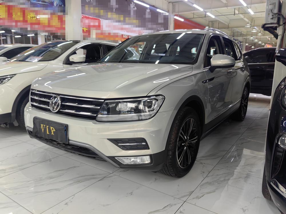 Volkswagen Tiguan L