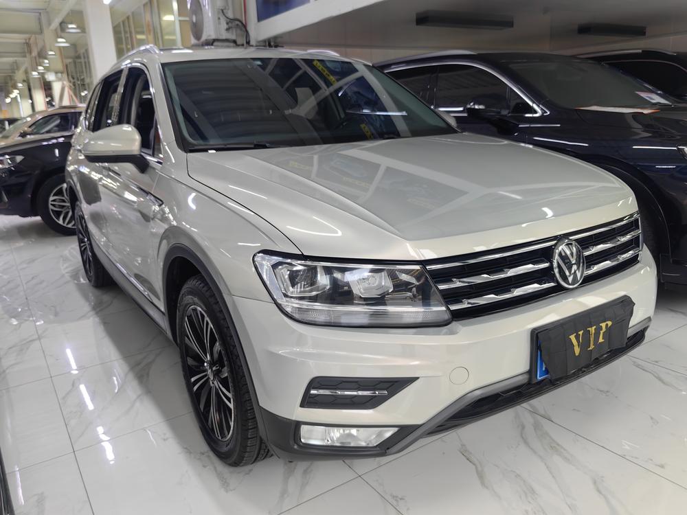Volkswagen Tiguan L
