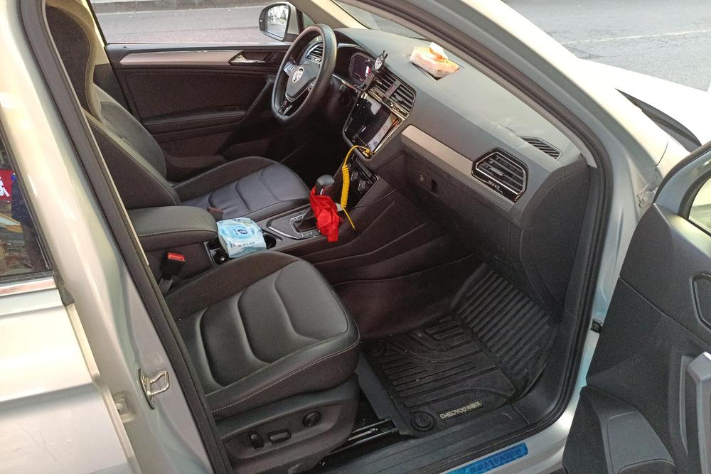 Volkswagen Tiguan L