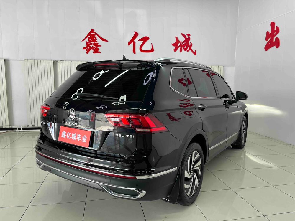 Volkswagen Tiguan L