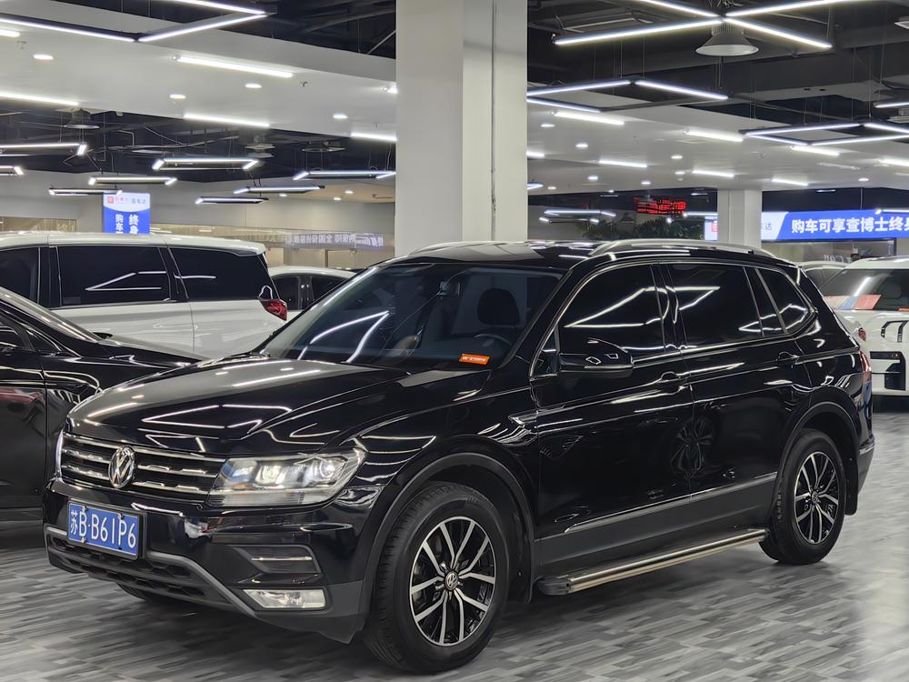 Volkswagen Tiguan L