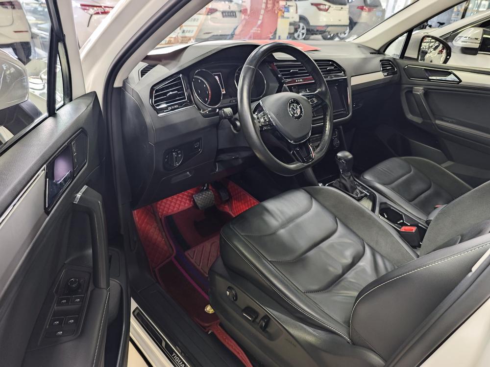Volkswagen Tiguan L
