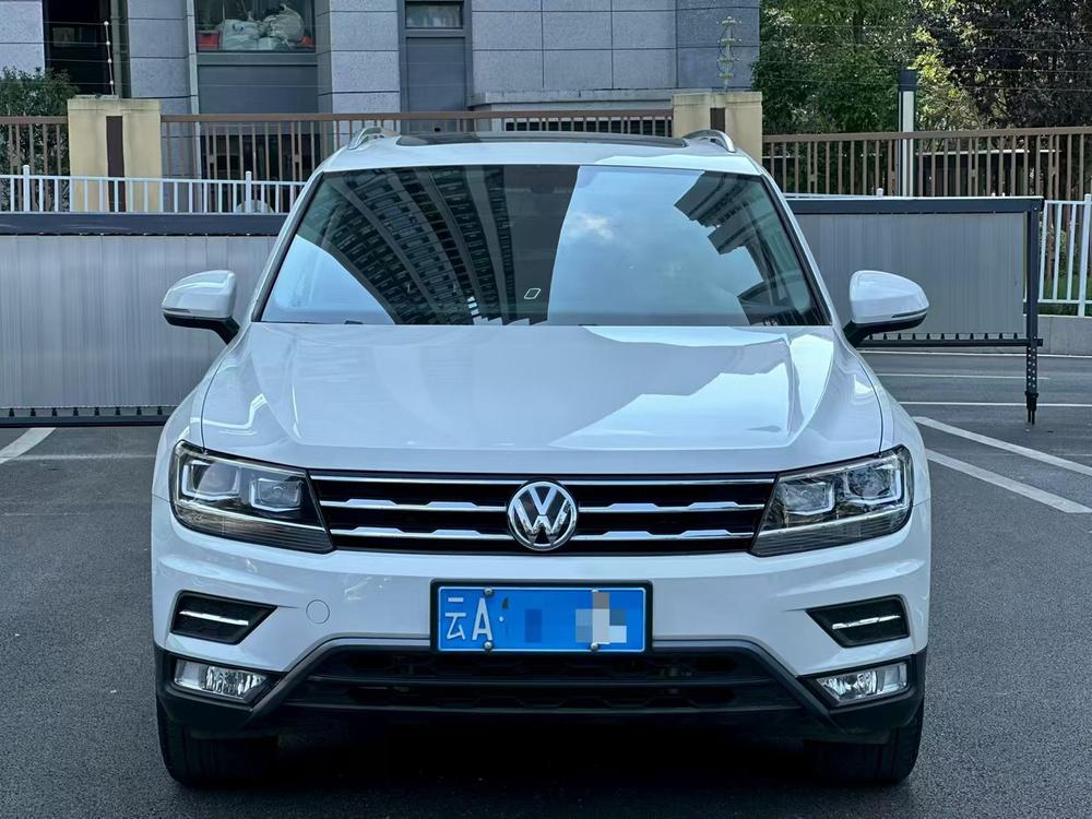 Volkswagen Tiguan L