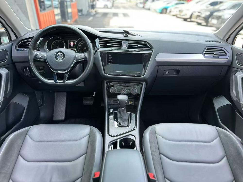 Volkswagen Tiguan L