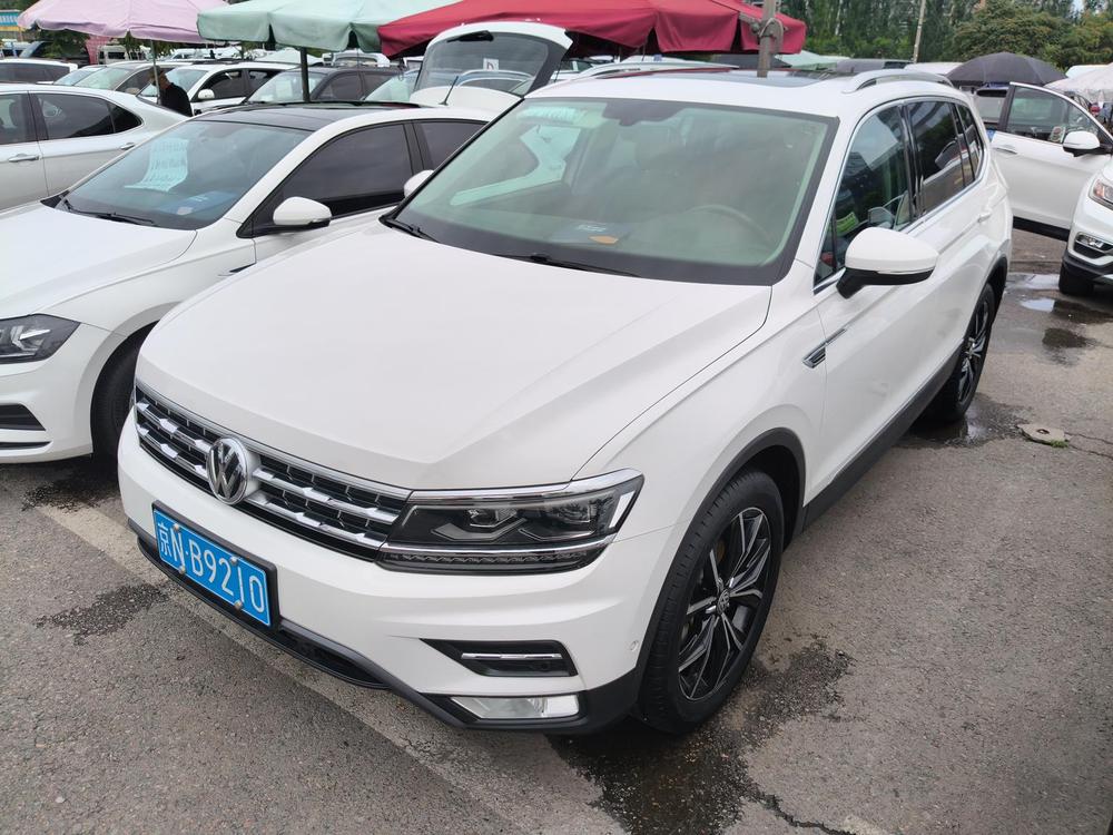 Volkswagen Tiguan L