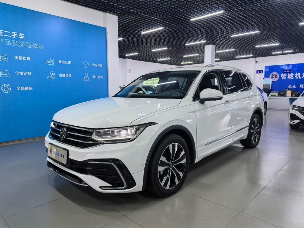 Volkswagen Tiguan L
