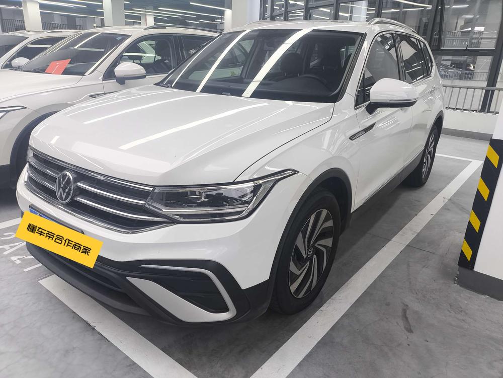 Volkswagen Tiguan L