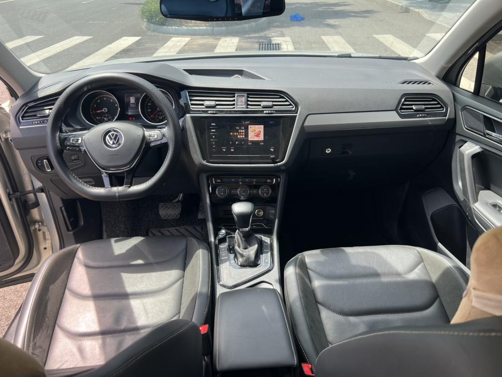 Volkswagen Tiguan L