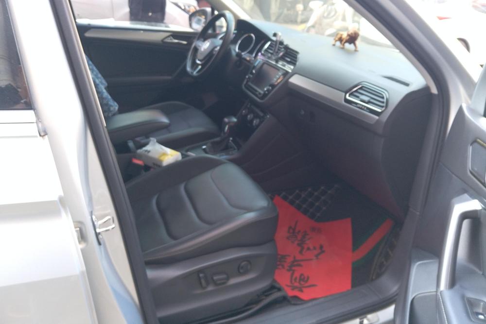 Volkswagen Tiguan L
